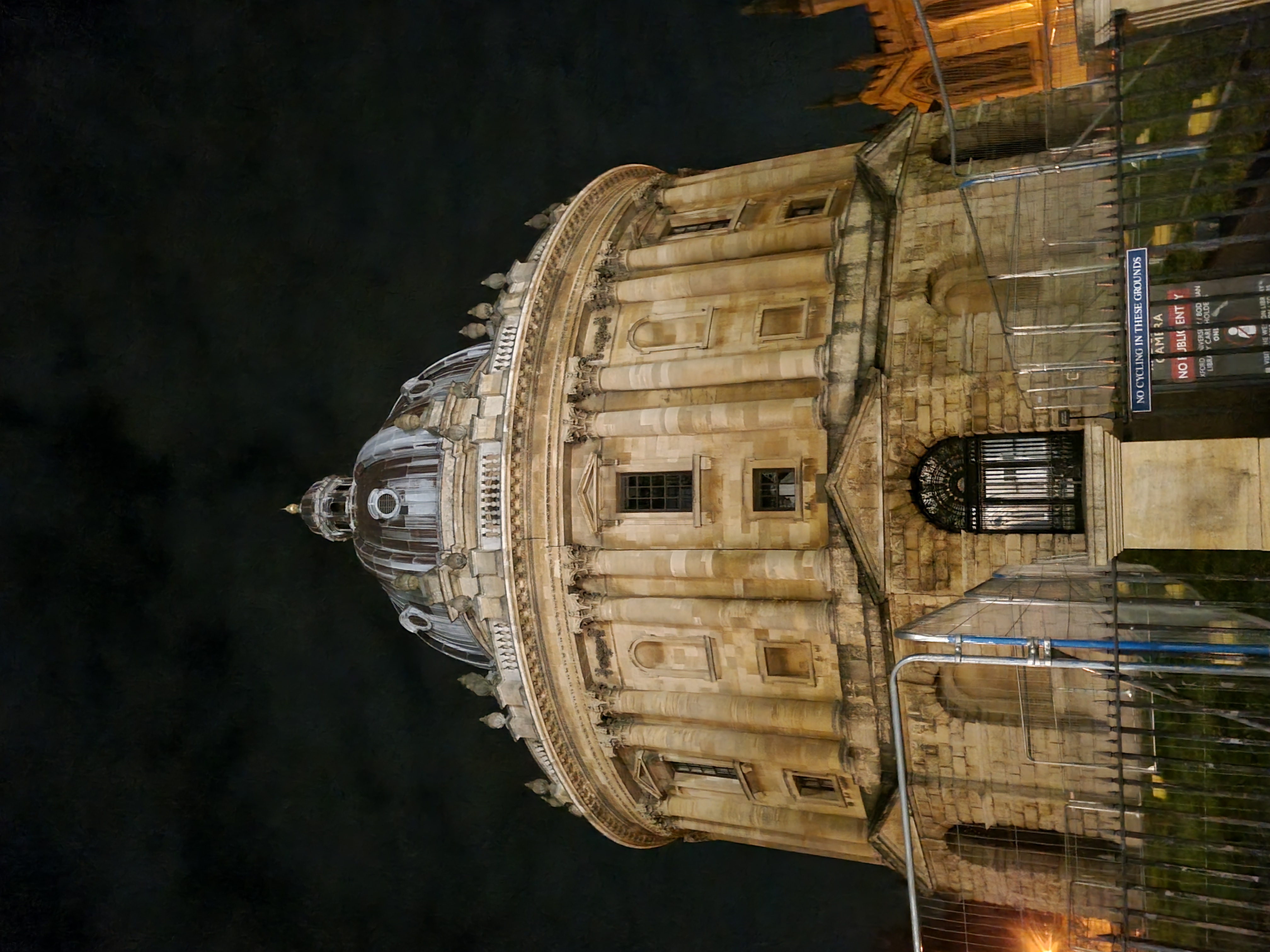 Radcliffe camera at night