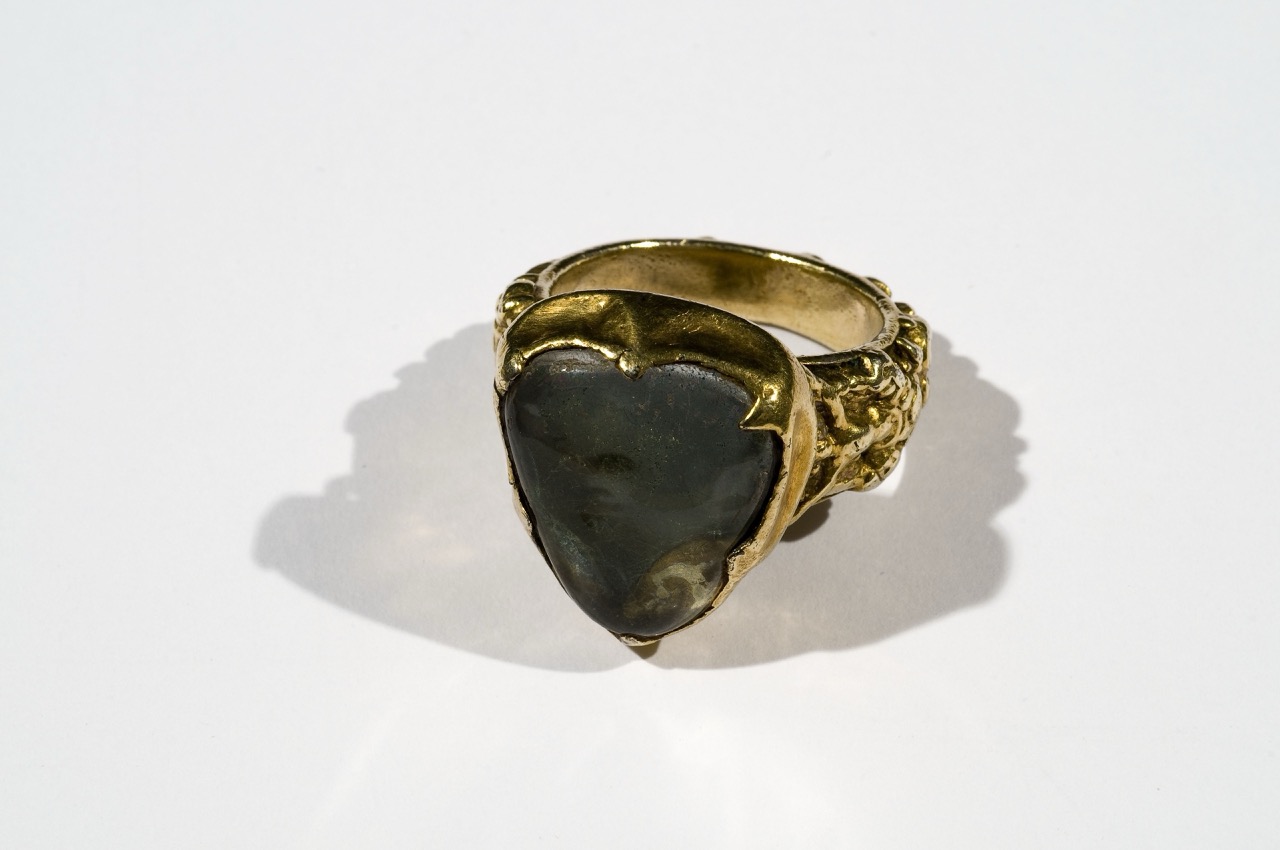 One of Wykeham's episcopal ring