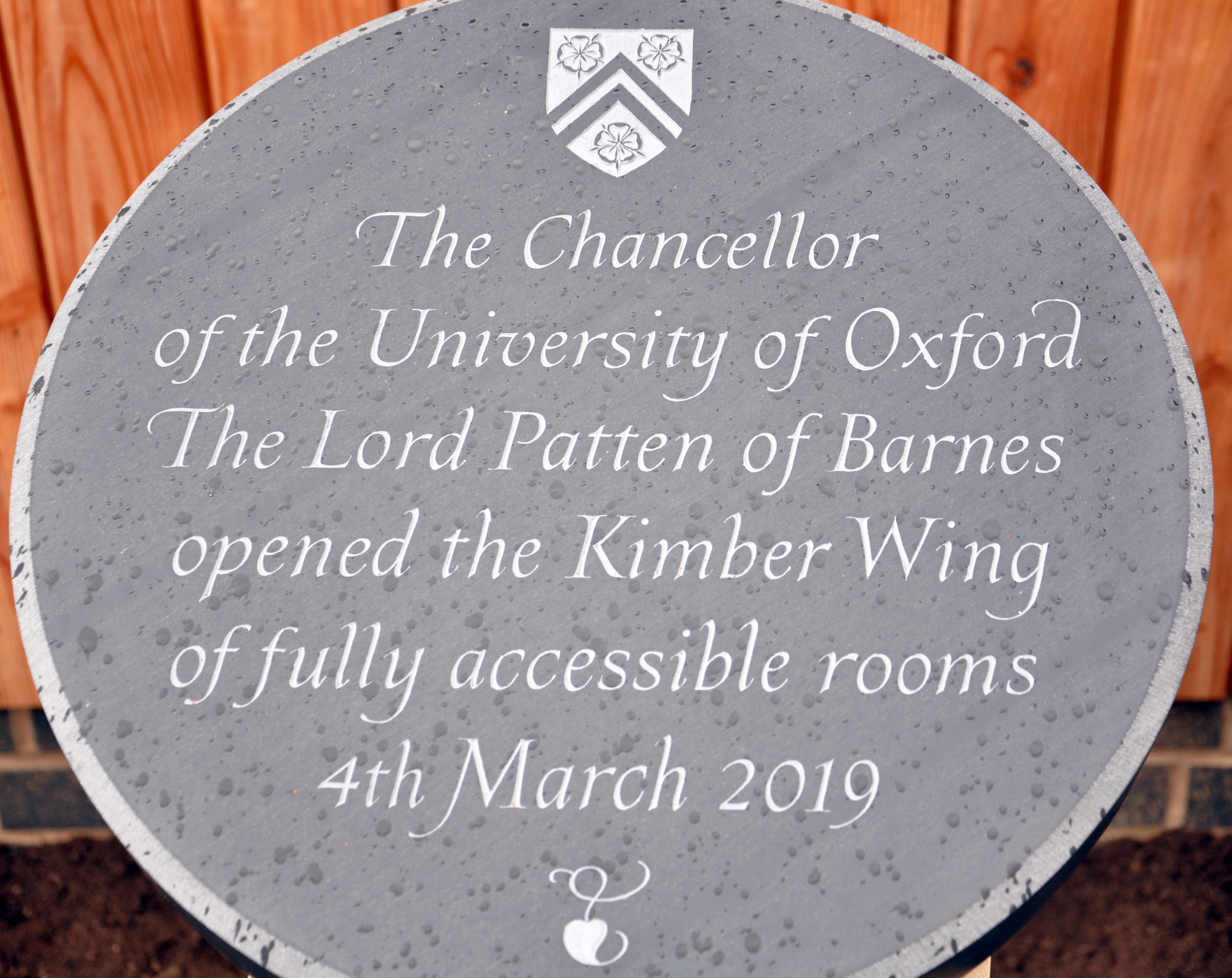 The Kimber Wing plaque which reads: The Chancellor of the University of Oxford Lord Patten of Barnes opened the Kimber King of fully accessible rooms 4 March 2019